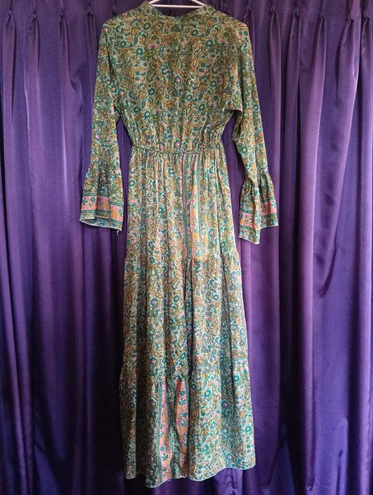 Zijden lange jurk boho🌺, Kleding | Dames, Jurken, Gedragen, Maat 42/44 (L), Rood, Onder de knie, Ophalen of Verzenden