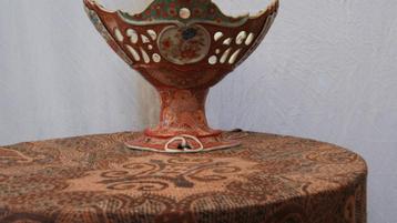 Jardiniere  ( Aziatisch beschikbaar voor biedingen
