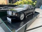 Bentley Mulsanne 2010 black dealer bespoke | Minichamps 1:18, Hobby en Vrije tijd, Modelauto's | 1:18, Ophalen of Verzenden, Zo goed als nieuw