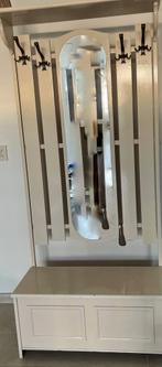 Gratis kapstok met spiegel en kleding kast., Huis en Inrichting, Ophalen of Verzenden, Zo goed als nieuw, Hout, 150 tot 200 cm