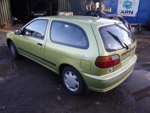 Achterlicht links van een Nissan Almera, Auto-onderdelen, Verlichting, Nissan, Gebruikt, 3 maanden garantie, Ophalen of Verzenden