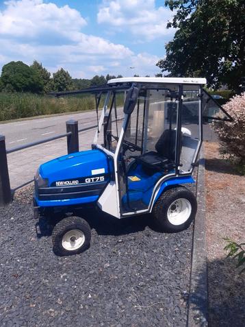 NEW HOLLAND FORD GT75 TREKKER DIESEL GAZON BANDEN HYDROSTAAT