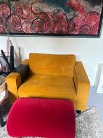 Oker kleurige loveseat- kleine bank geel, Ophalen, Zo goed als nieuw, Tweepersoons, Minder dan 150 cm