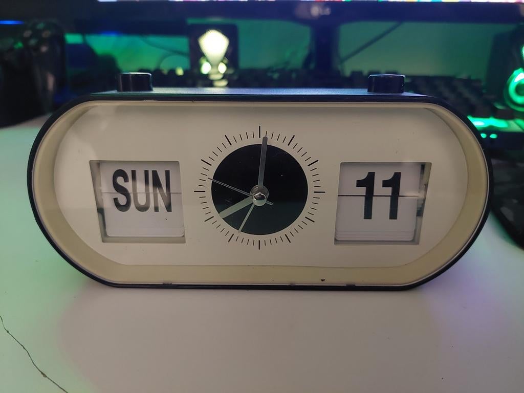 Calender + klok in een (gebruikt batterijen), Ophalen, Gebruikt