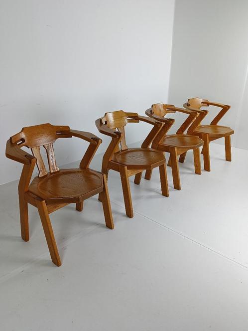 Set van Vier Brutalist Stoelen met Armleuningen, Antiek en Kunst, Antiek | Meubels | Stoelen en Banken, Ophalen