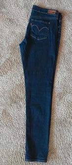 Levis slight curve modern rise mt 31 L32 zgan, Blauw, Ophalen of Verzenden, Zo goed als nieuw, W30 - W32 (confectie 38/40)