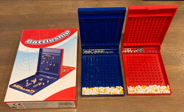 Battleship, zeeslag spel, Hobby en Vrije tijd, Gezelschapsspellen | Bordspellen, Nieuw, Een of twee spelers, Ophalen of Verzenden