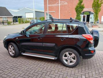 Toyota Rav4 2.0 16V Vvt-i 2007 Zwart beschikbaar voor biedingen