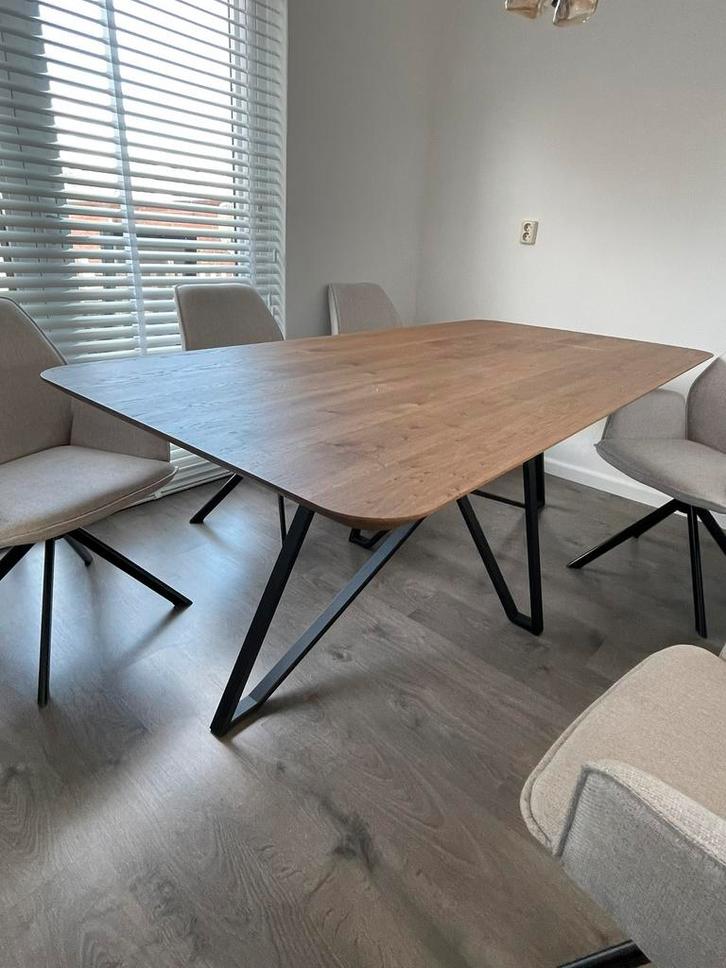 Mooie, grote eettafel, Huis en Inrichting, Tafels | Eettafels, Zo goed als nieuw, 50 tot 100 cm, 200 cm of meer, Rechthoekig, Ophalen