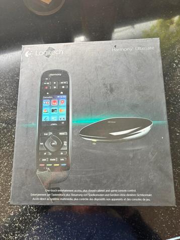 Harmony one touch met hub beschikbaar voor biedingen
