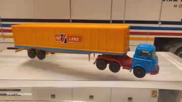 Joy-Toy Bedford Truck Trailer Sea Land Made in Greece - 1970 beschikbaar voor biedingen