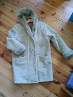 Suede winterjas van V&D maat 42-44, Kleding | Dames, Beige, Maat 42/44 (L), Ophalen of Verzenden, Gedragen