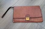 Vintage Lederen Clutch Bruin met Goudkleurige Sluiting, Overige merken, Gebruikt, Ophalen of Verzenden, Bruin