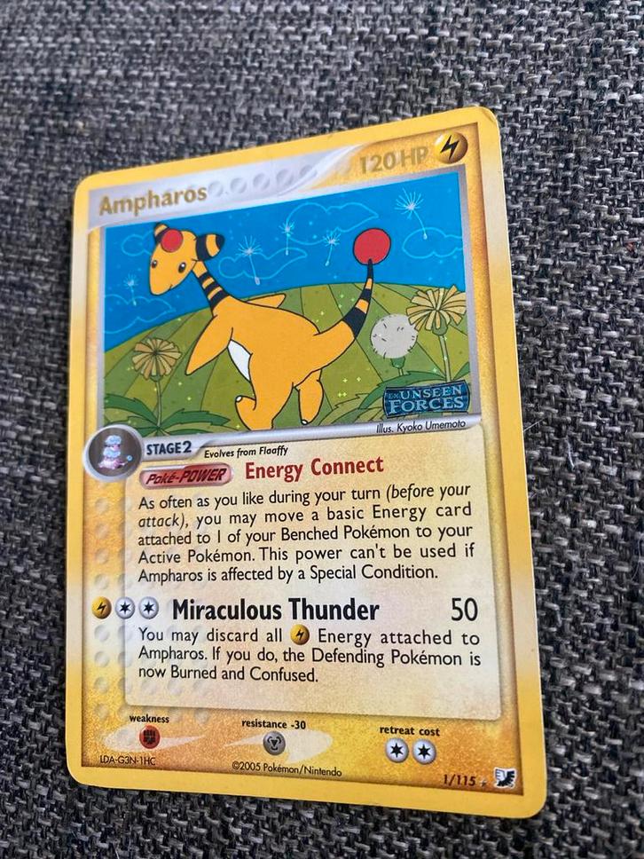 Ampharos Unseen Forces 1/115 halo, Hobby en Vrije tijd, Verzamelkaartspellen | Pokémon, Gebruikt, Losse kaart, Ophalen of Verzenden