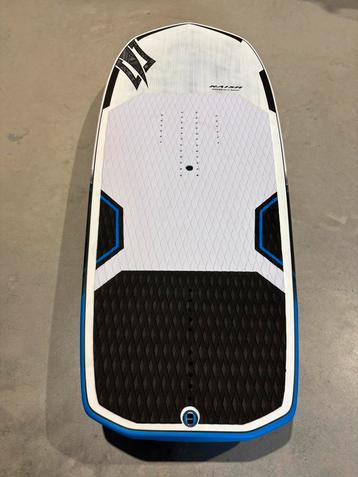 Naish Hover Wing Foil Bullet - 85L / Zo goed als nieuw! beschikbaar voor biedingen
