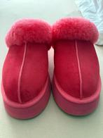 Ugg uggs roze sloffen pantoffels 41 nieuw, Ophalen of Verzenden, Zo goed als nieuw, Roze, Pantoffels of Sloffen