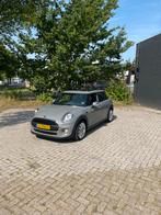 Mini 1.2 ONE 75KW 5Deurs AUT 2015 Grijs pano, Auto's, Mini, 1198 cc, Particulier, 3 cilinders, Zilver of Grijs