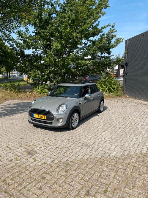 Mini 1.2 ONE 75KW 5Deurs AUT 2015 Grijs pano, Auto's, Mini, Particulier, Benzine, B, Hatchback, Automaat, Origineel Nederlands