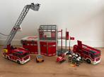 Playmobil brandweerkazerne en voertuigen, Kinderen en Baby's, Speelgoed | Playmobil, Ophalen, Gebruikt