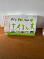 Nintendo Wii Compleet met Wii Fit Plus, Ophalen, Gebruikt, Met 2 controllers, Met games