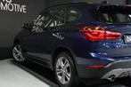 BMW X1 SDrive18i / LED / NAVI / CRUISE / LEDER / 100% DEALER, Gebruikt, Zwart, Blauw, Bedrijf