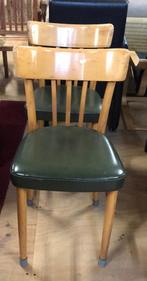 2x vintage keukenstoelen a 20€, Antiek en Kunst, Curiosa en Brocante, Ophalen