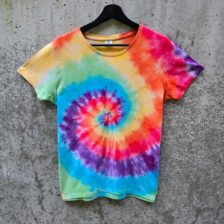 Regenboog spiral tie dye zomer festival t-shirt dames maat L, Kleding | Dames, T-shirts, Nieuw, Maat 42/44 (L), Overige kleuren