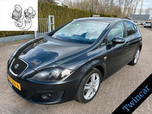 SEAT Leon 1.2 TSI 5DRS Bus.line High ECC NAVI PDC LMV CRUISE, Auto's, Seat, Bedrijf, Te koop, Leon, ABS, Airbags, Airconditioning