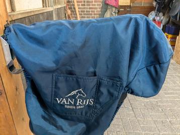 Zadelhoes van Rijs beschikbaar voor biedingen