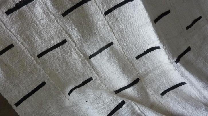 BOGOLAN Mudcloth Mali Afrika doek € 40, Antiek en Kunst, Kunst | Niet-Westerse kunst, Ophalen of Verzenden