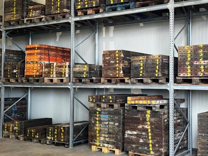 Te huur: Paschal bekisting - Raster bekistingselementen, Doe-het-zelf en Verbouw, Overige Doe-het-zelf en Verbouw, Nieuw, Ophalen
