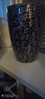 2 bloempotten, Huis en Inrichting, Woonaccessoires | Vazen, Ophalen, Zo goed als nieuw, Zwart, Minder dan 50 cm