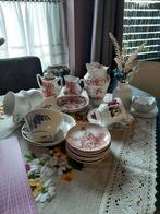 Oude 5 kop en schotel, roomstelletje en bonbonschaaltjes, Ophalen