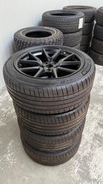 Zwarte Tesla Model 3 set Michelin 235 / 45 ZR 18inch, Ophalen, 18 inch, Gebruikt, 235 mm