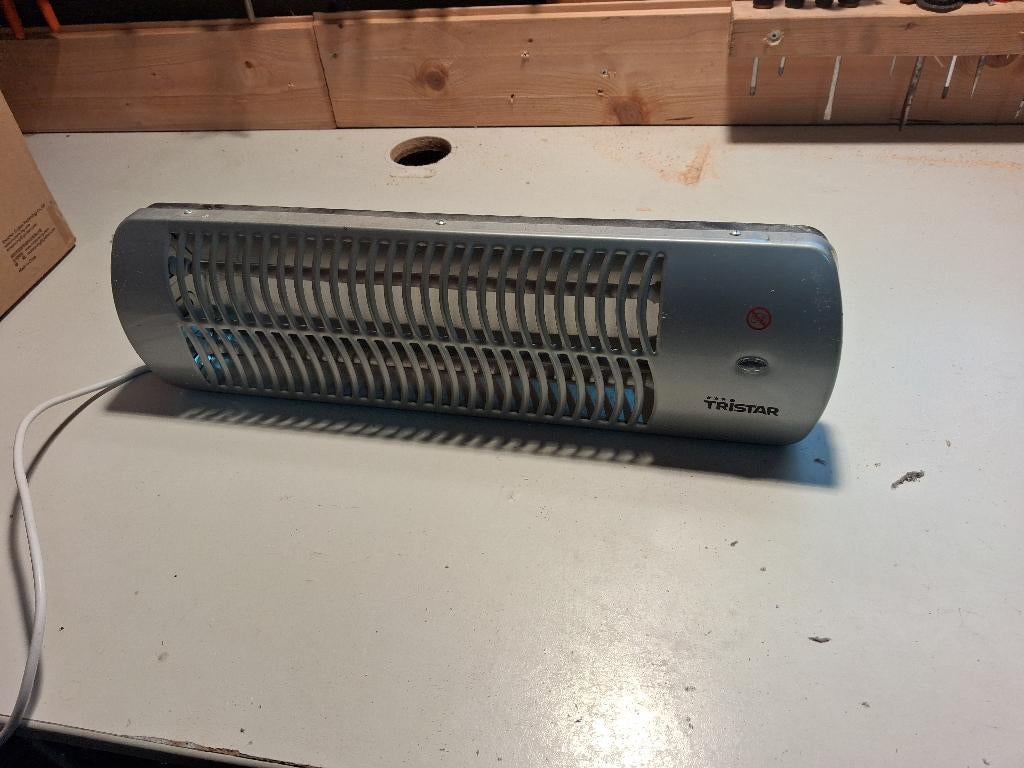 Badkamer straalkachel met trekkoord, Overige soorten, Elektrisch, Ophalen of Verzenden, Zo goed als nieuw