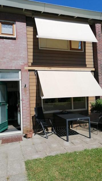 zonwering uitvalscherm breed 275cm en uitval 100cm beschikbaar voor biedingen