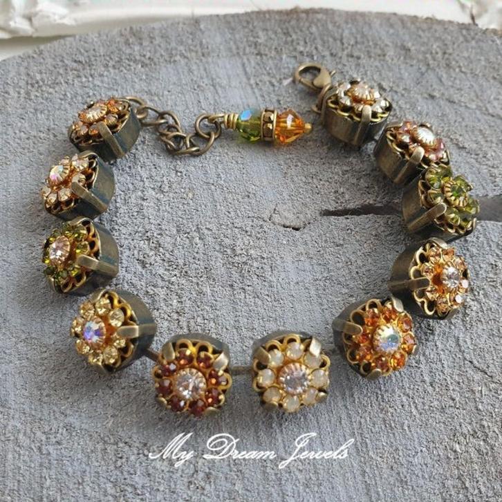 Armband "Autumn Dreams" met Vintage Swarovski Crystal Flower, Sieraden, Tassen en Uiterlijk, Armbanden, Nieuw, Overige materialen