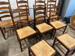 7 knopstoelen met 2 bijzetkrukjes rieten zittingen, Ophalen, Gebruikt, Bruin, Twee