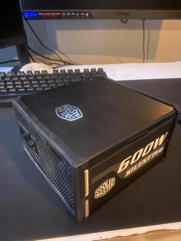 Cooler Master Silent Pro 600W voeding beschikbaar voor biedingen