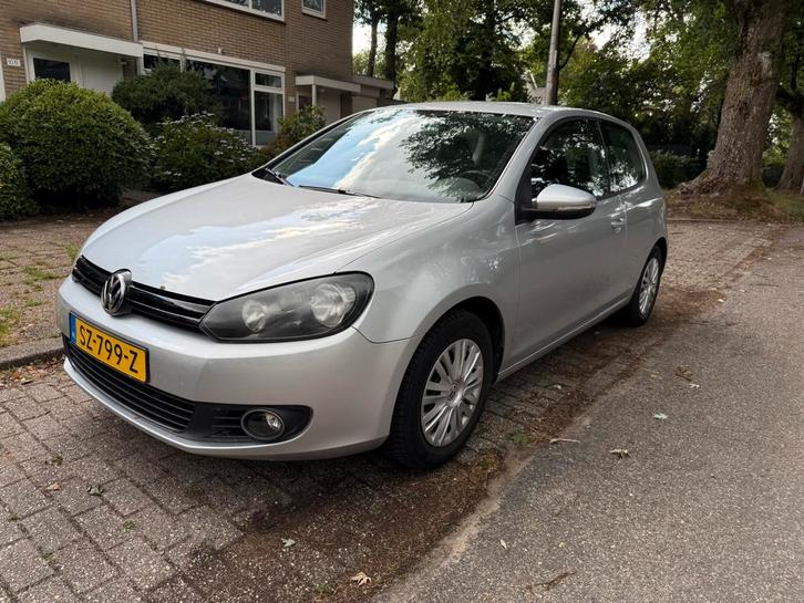 Volkswagen Golf 1.2 TSI 77KW 2010 Grijs, Auto's, Volkswagen, Particulier, Golf, Benzine, B, Hatchback, Handgeschakeld, Geïmporteerd
