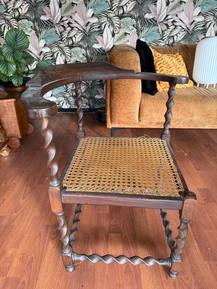 Antieke Spijlenstoel met Rotan Zitting, Antiek en Kunst, Antiek | Meubels | Stoelen en Banken, Ophalen