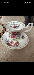 Royal Albert Anemones Flower of the Month Maart / March, Antiek en Kunst, Ophalen of Verzenden
