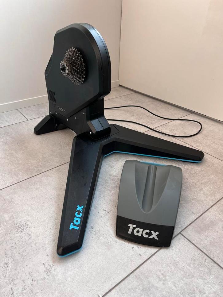 Tacx Flux 2 Smart Fietstrainer, Sport en Fitness, Fitnessmaterialen, Gebruikt, Overige typen, Benen, Ophalen