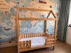 Peuter bedhuisje 70x140, Ophalen, Zo goed als nieuw, Lattenbodem, Minder dan 140 cm