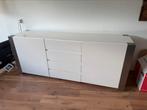 Witte hoogglans dressoir met chroom, Huis en Inrichting, Kasten | Dressoirs, Ophalen, Overige materialen, Zo goed als nieuw, 200 cm of meer
