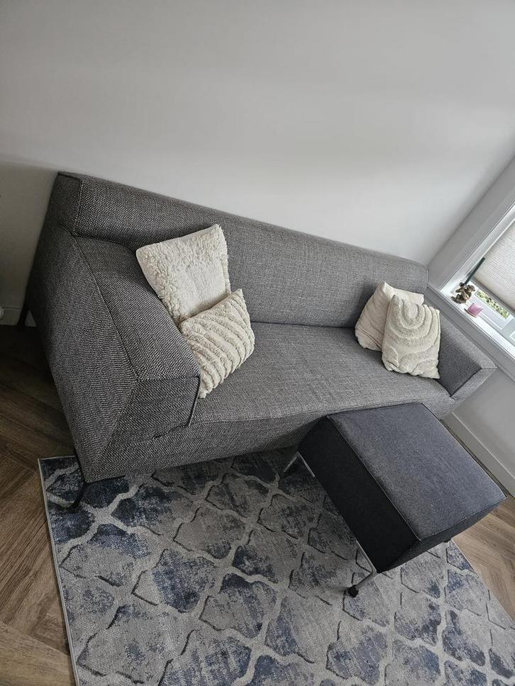 Design on Stock Bloq 3-zits - zo goed als nieuw!, Huis en Inrichting, Banken | Complete zithoeken, Zo goed als nieuw, Stof, Ophalen