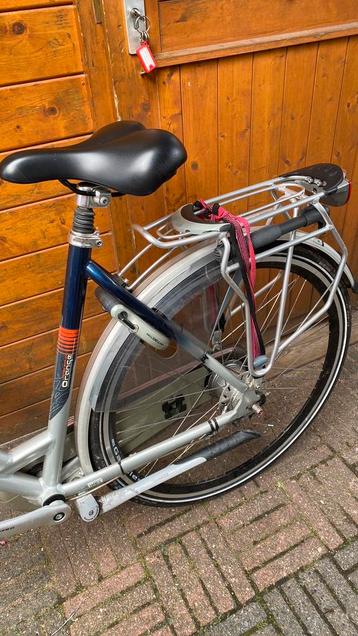 Mooie Nette Gazelle Damesfiets beschikbaar voor biedingen