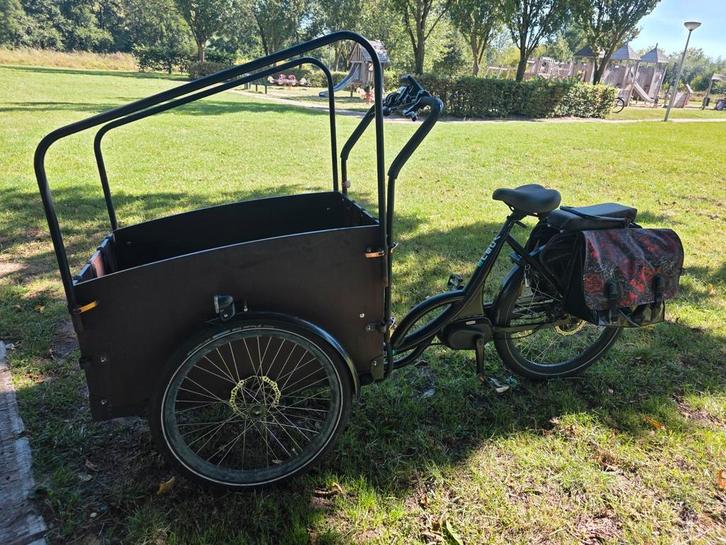 Vogue supreme, Fietsen en Brommers, Fietsen | Bakfietsen, Gebruikt, 4 kinderen of meer, Ophalen