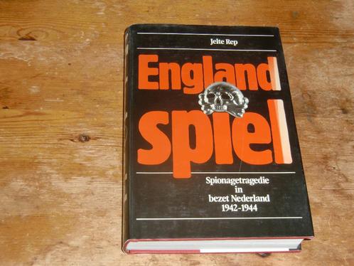 Englandspiel : Spionage tragedie (Ned. 1942-1944, Wo2), Boeken, Oorlog en Militair, Zo goed als nieuw, Algemeen, Tweede Wereldoorlog