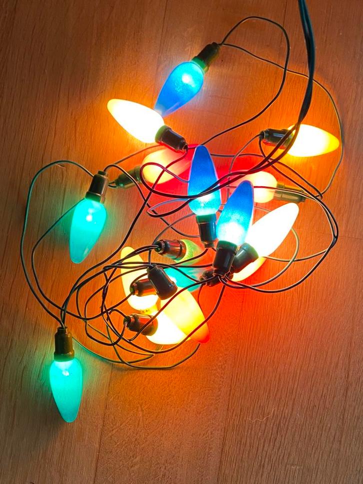 Vintage oude snoer 16  kerstlampjes werkt !, Diversen, Kerst, Ophalen of Verzenden